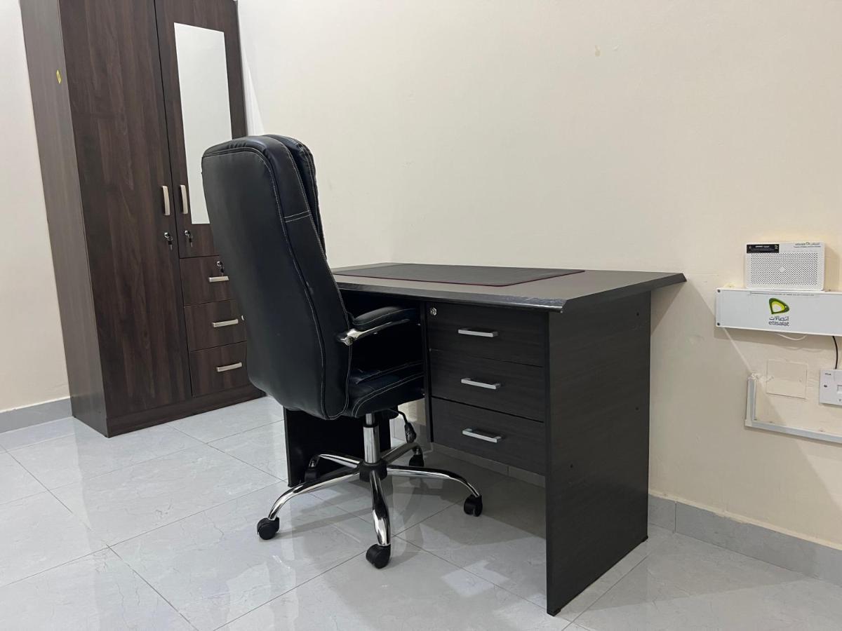Cozy Private Studio Apartment Near Airport Abu Dhabi Luaran gambar