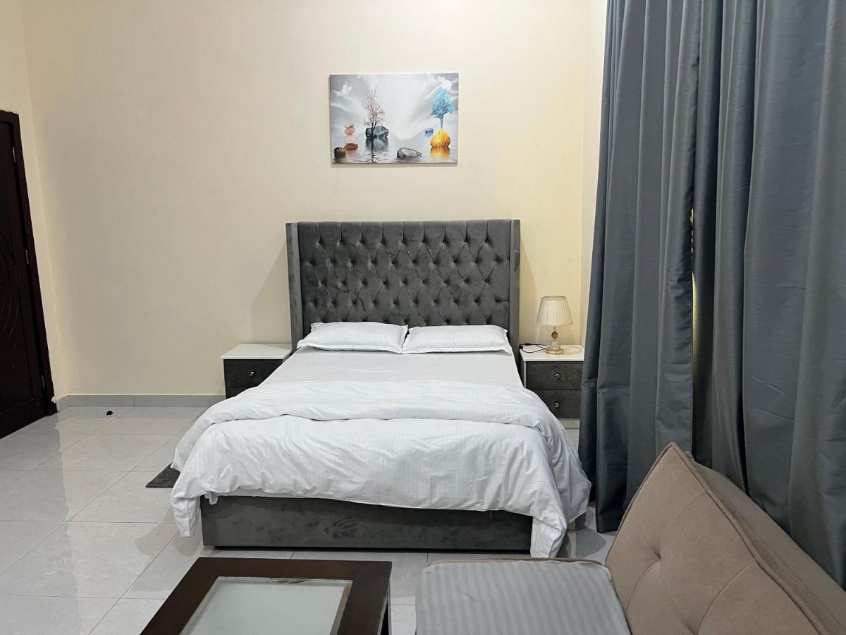 Cozy Private Studio Apartment Near Airport Abu Dhabi Luaran gambar