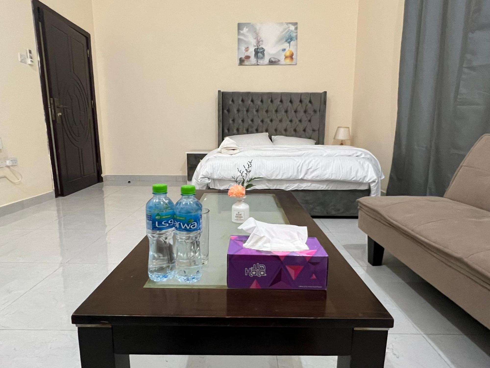 Cozy Private Studio Apartment Near Airport Abu Dhabi Luaran gambar